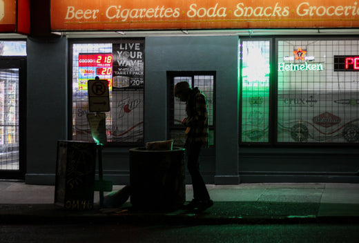 Profitez de la livraison rapide de cigarettes et d'alcool 24h/24, 7j/7 en moins de 30 minutes